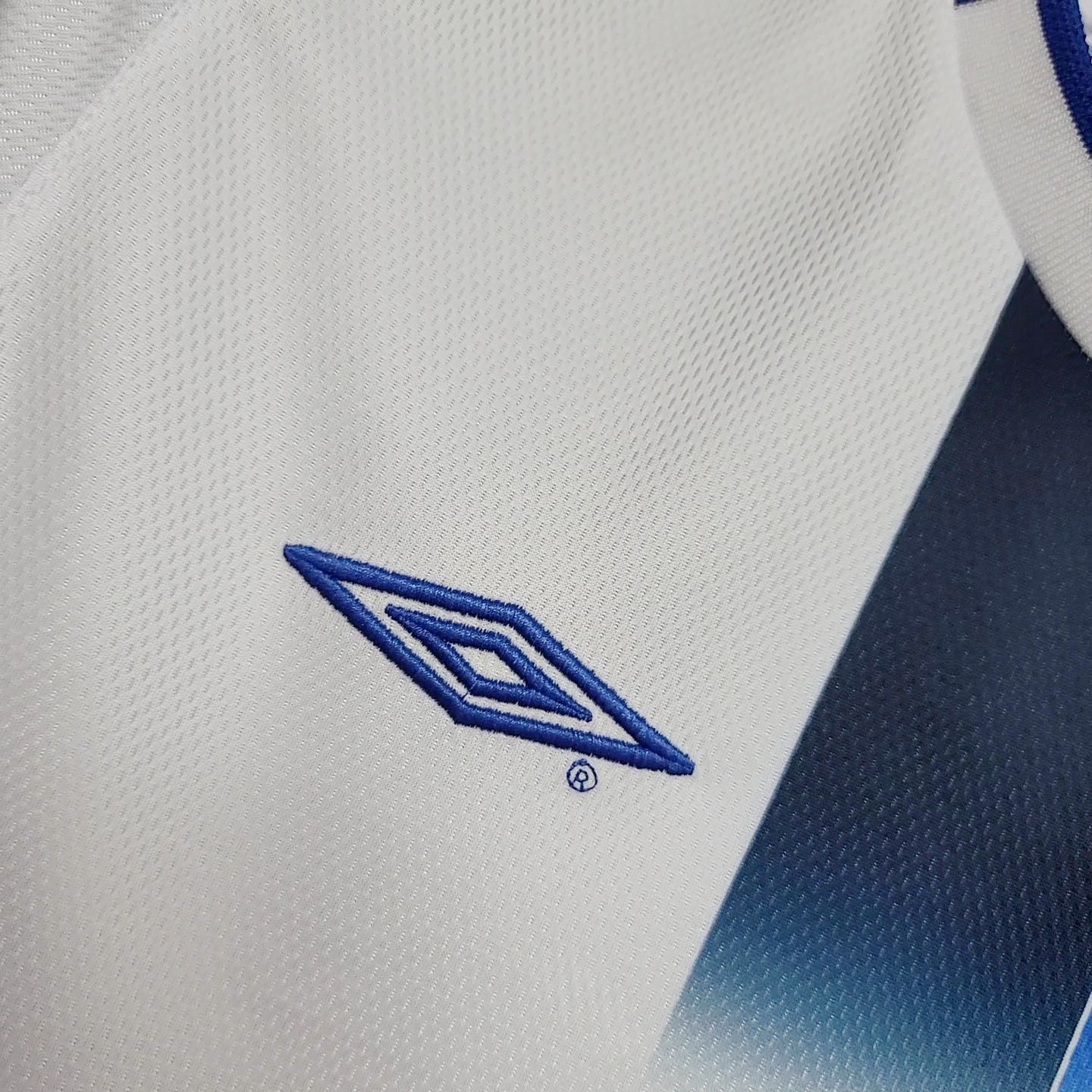 2003-2005 Chelsea Away Retro Jersey - Classic Away Design