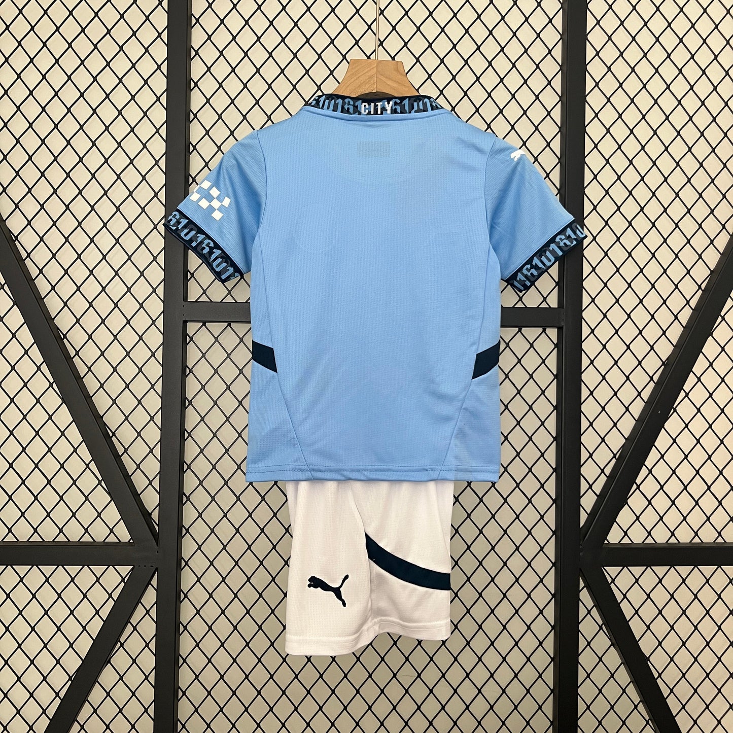 Manchester City 24-25 Kids Jersey - Official home kit for young Man City supporters