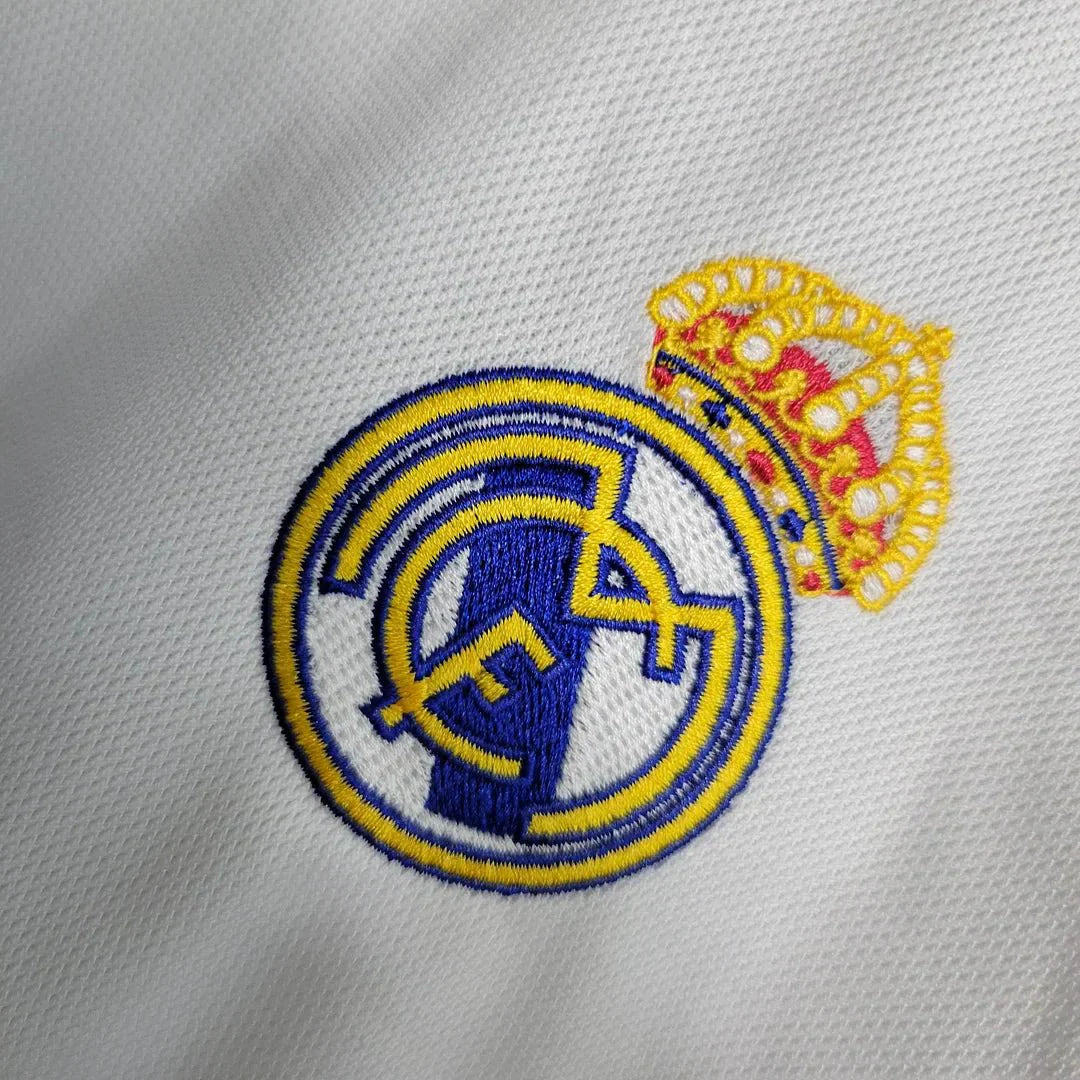 Real Madrid youth fan gear jersey and shorts