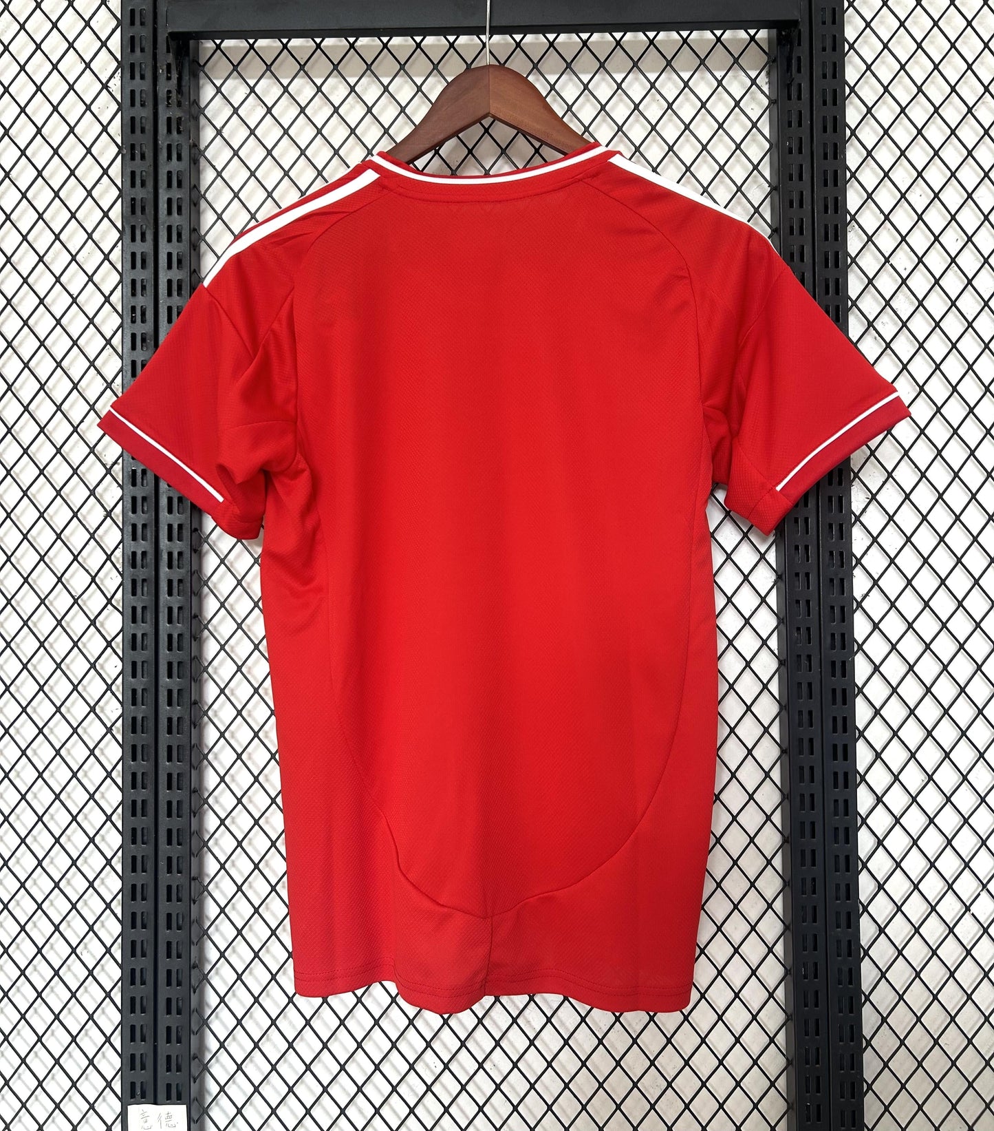 Maillot domicile Liverpool 2025-2026