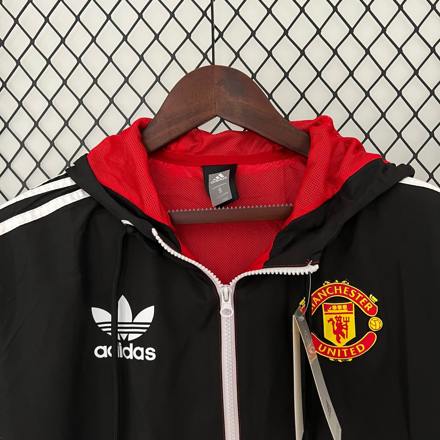 23/24 Manchester United Windbreaker Red Devil Street Shield