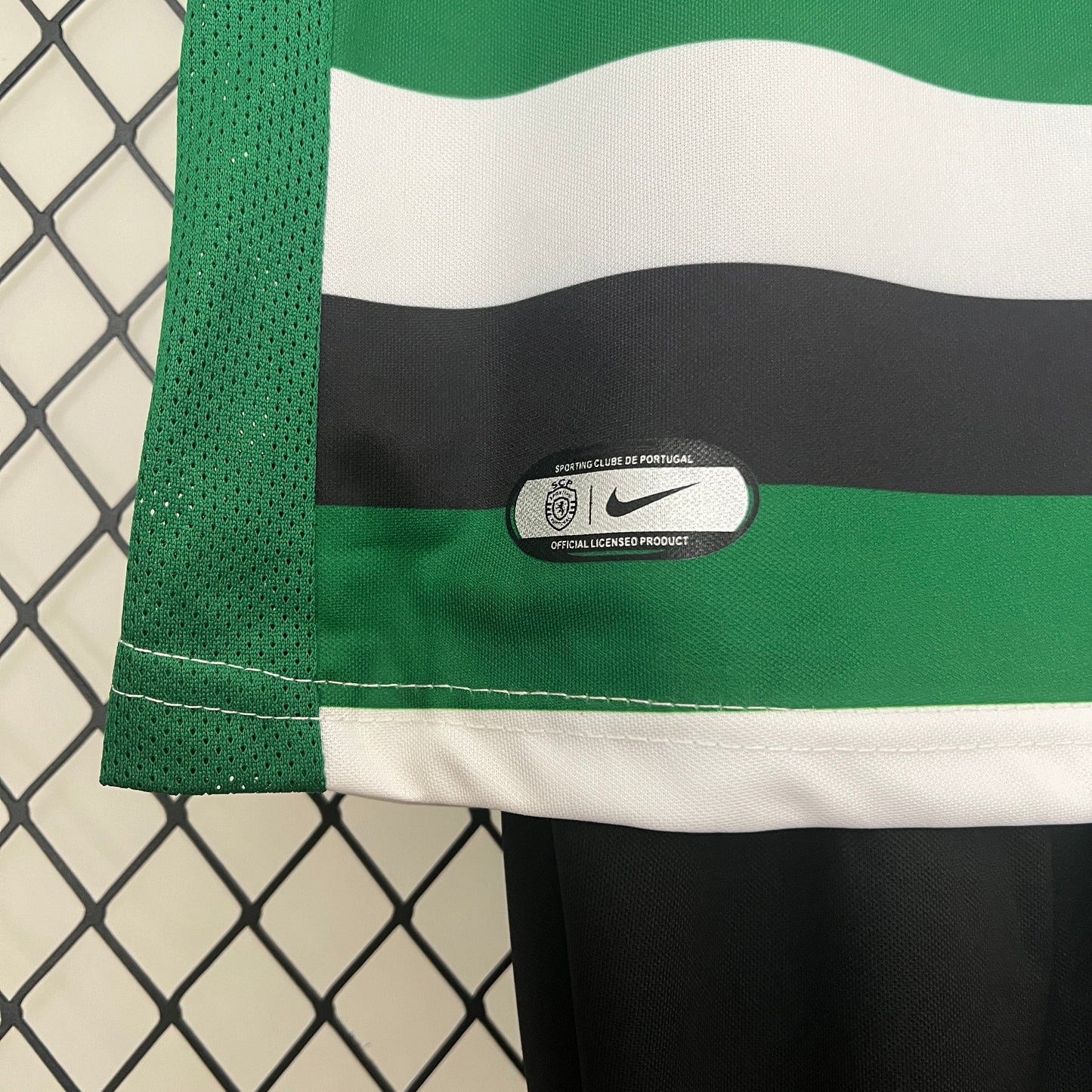 Sporting Lisbon 24-25 Kids jersey for kids jersey and shorts 