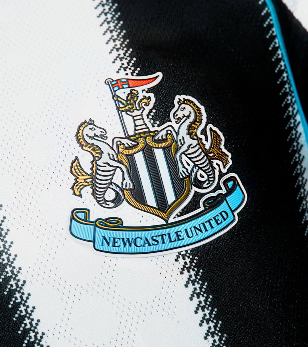Newcastle United 25/26 Home Shirt