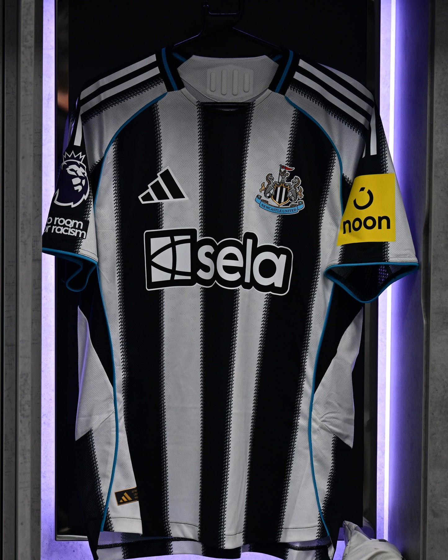 Newcastle United 25/26 Home Shirt