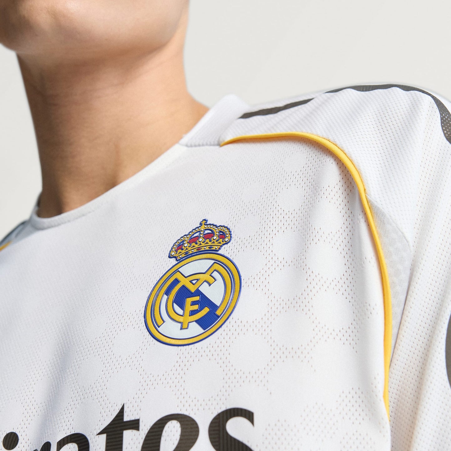 Real Madrid 25/26 adidas Home Jersey