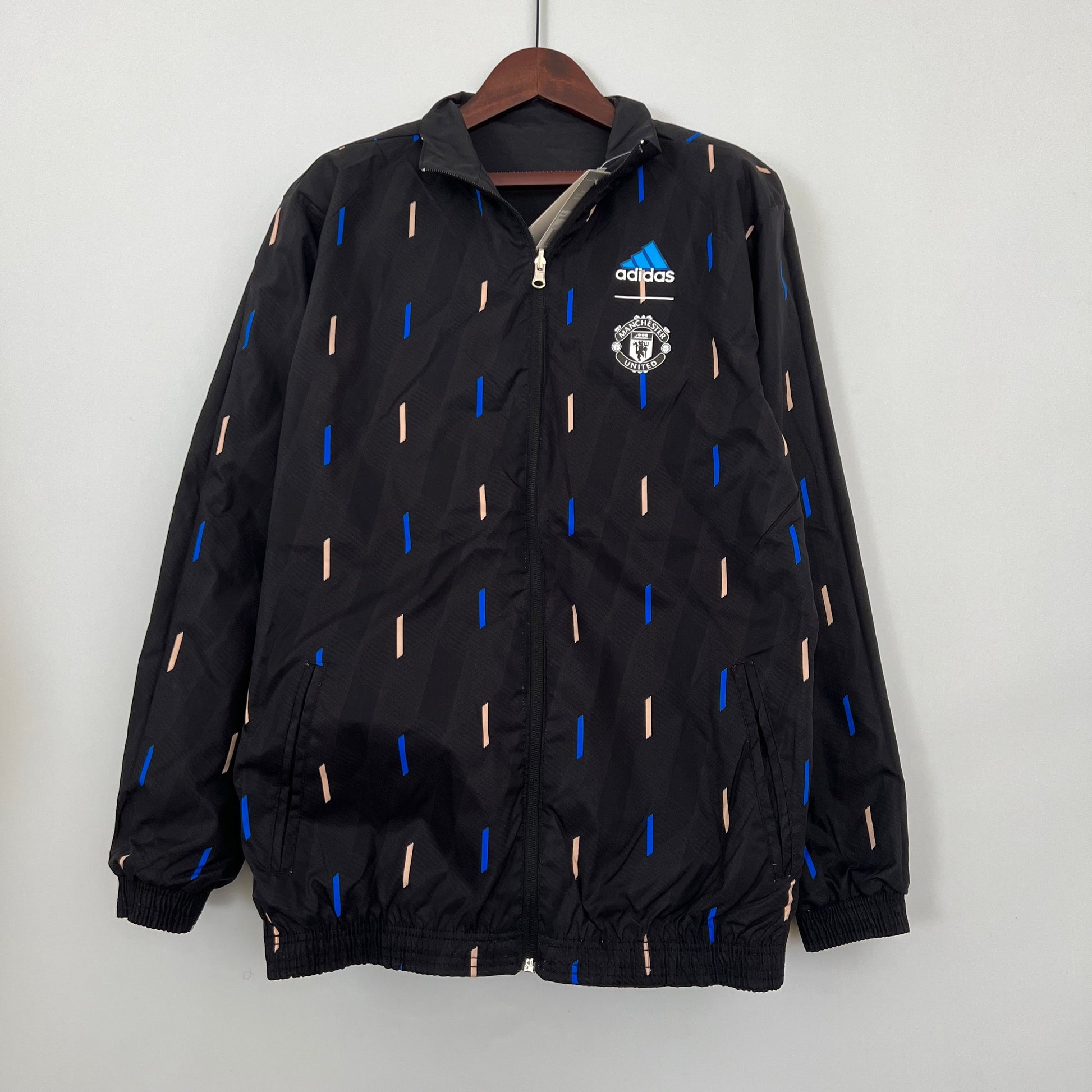 Reversible coat open view – showcasing dual layers and detail