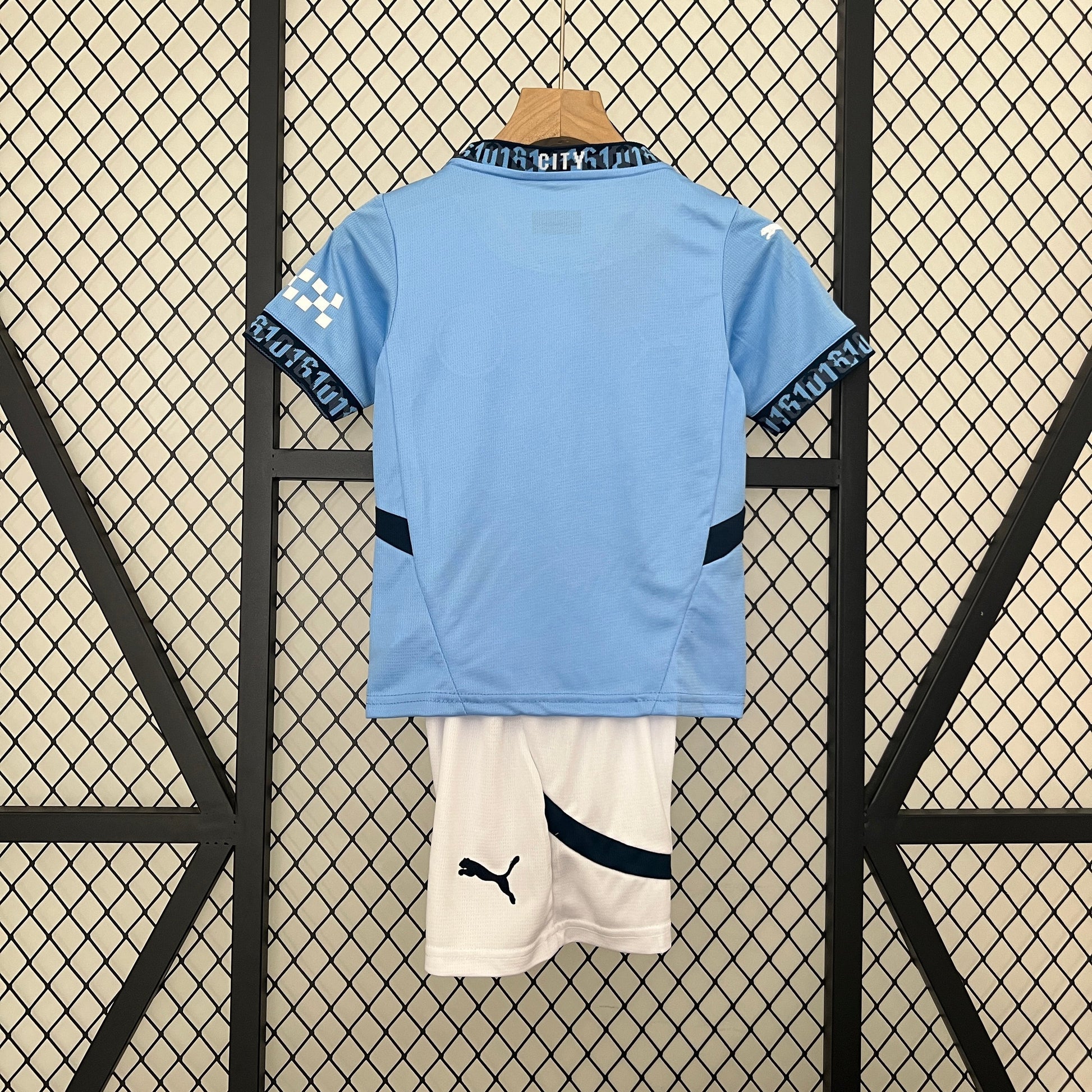 Manchester City 24-25 Kids Jersey - Official home kit for young Man City supporters