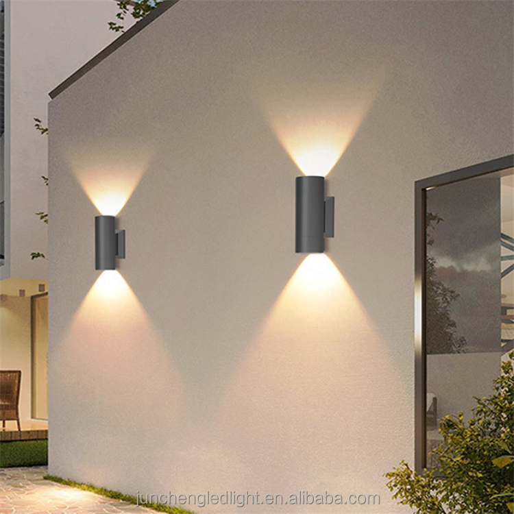 Outdoor Wall Light | LED Aluminium Lighting for Garden