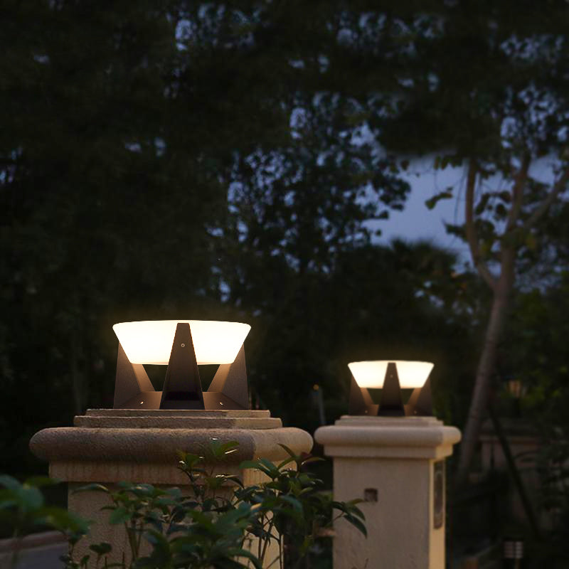 SolarGlow LED Outdoor Light | Waterproof & Energy-Efficient for Garden/Pathway