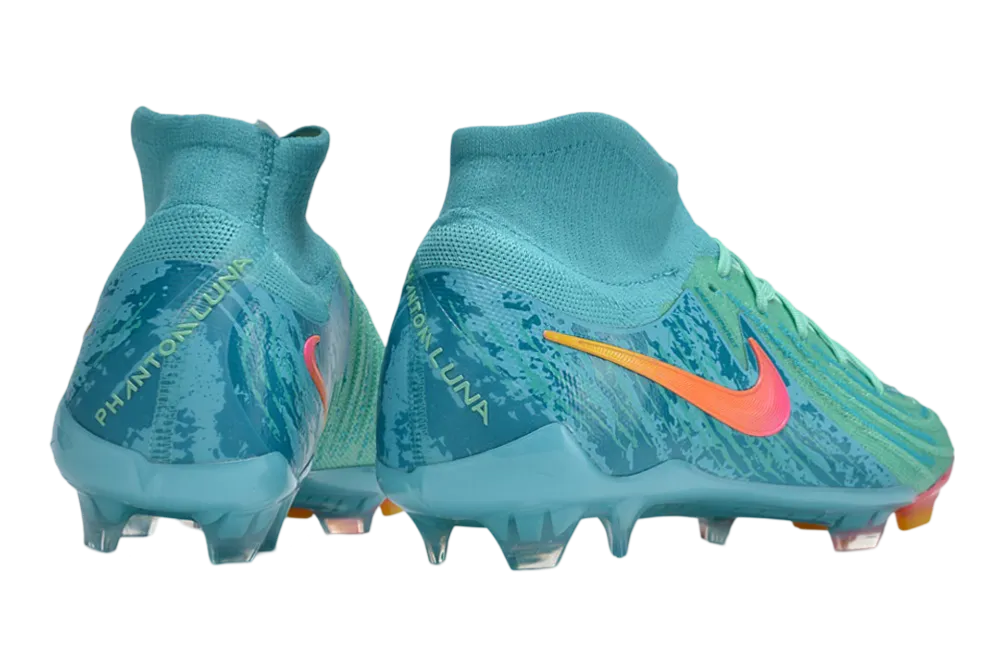 Nike Phantom Luna Elite Blue Soccer Cleats - Engineered for Comfort and Agility