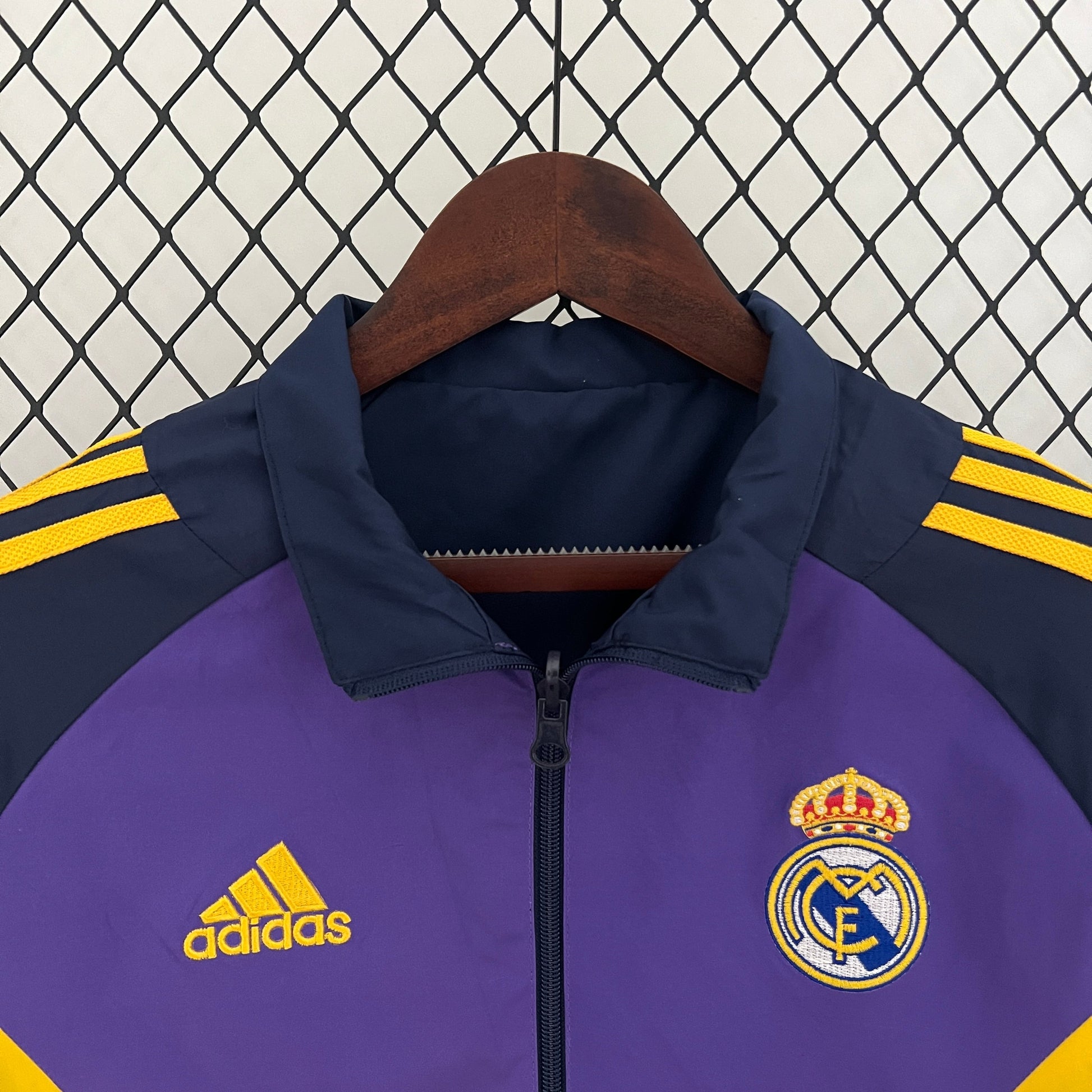 Real Madrid 2025 season outerwear for fans