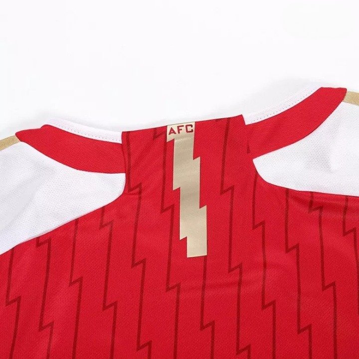 Back of Arsenal 2023/24 Home Kit displaying the customizable name and number area