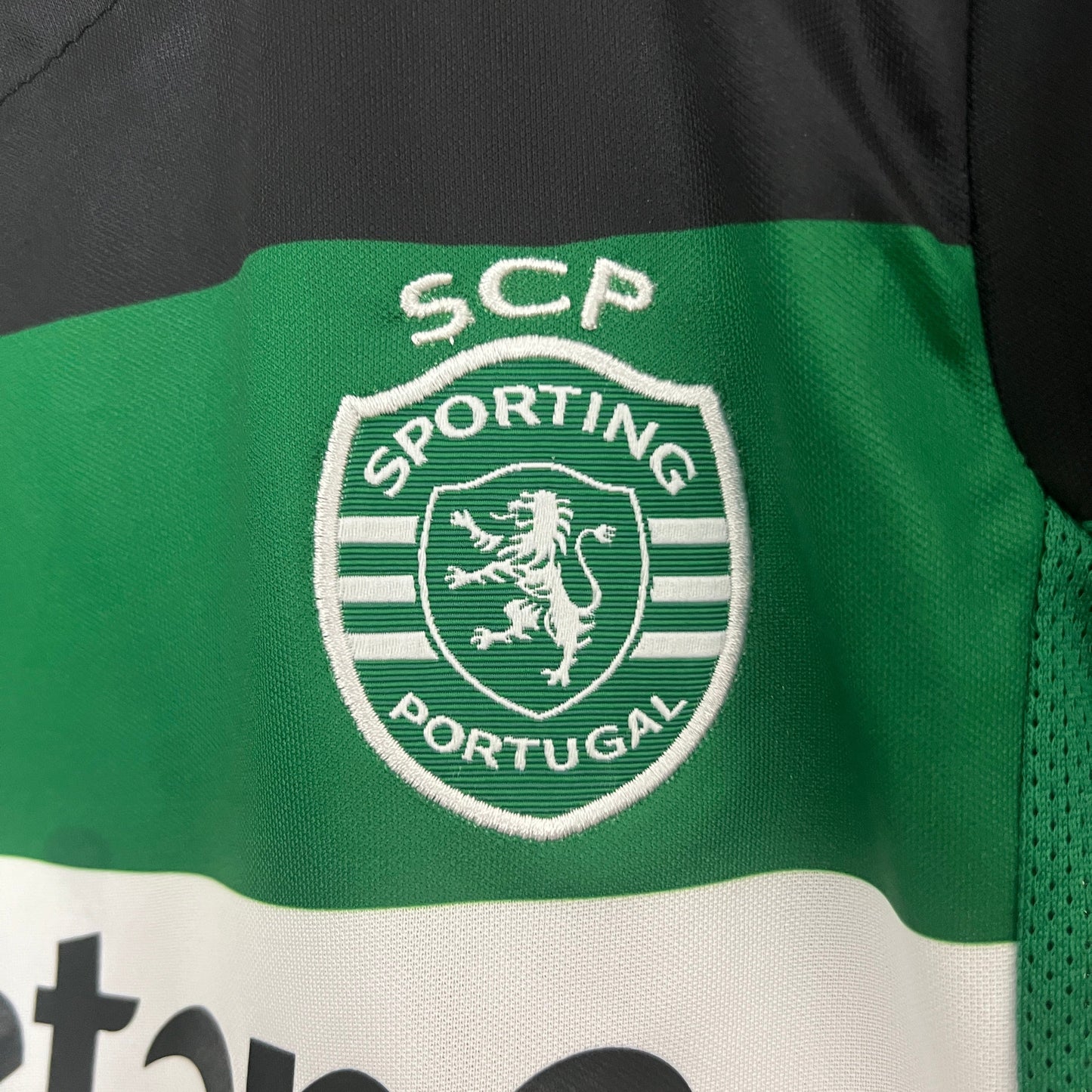 Sporting Lisbon kids kit for sale 