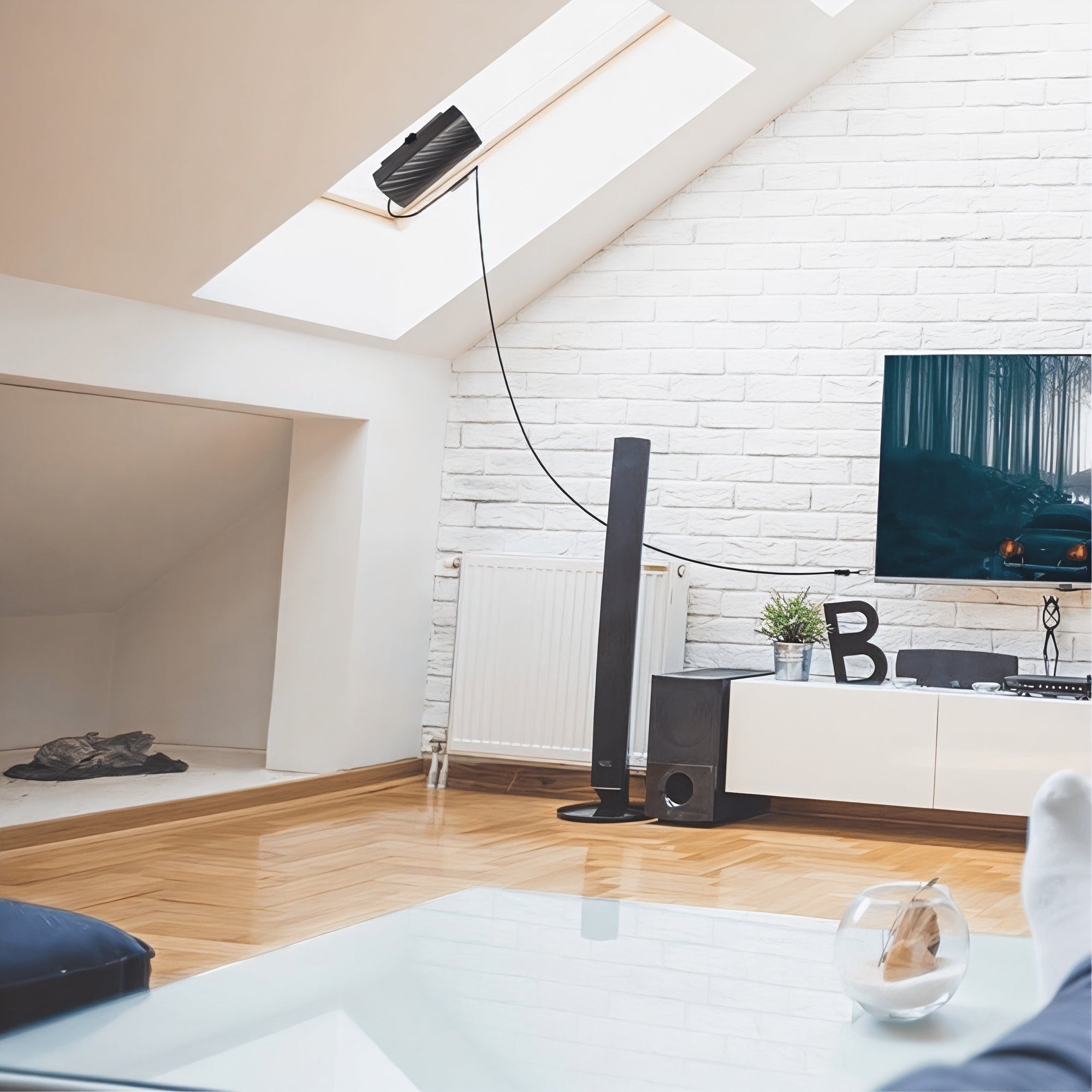 TV Aerial Indoor Flat Digital Signal Booster