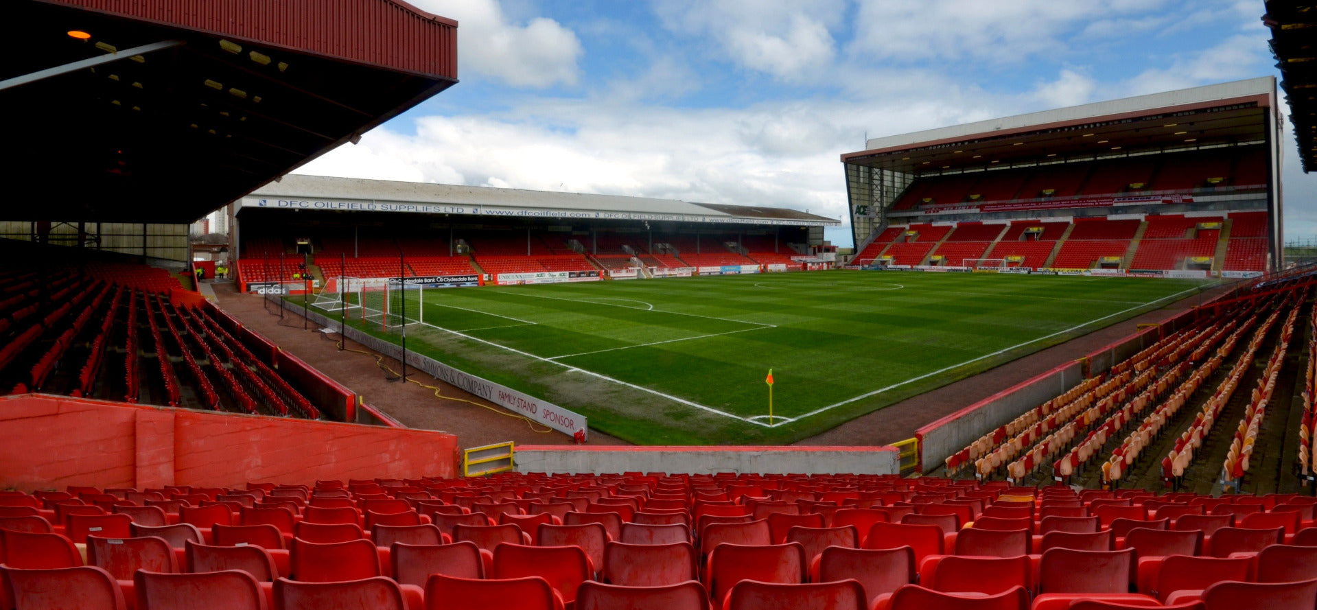 Aberdeen FC - Pittodrie Stadium Full Wall Mural