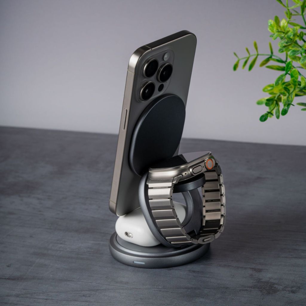 Wireless Charging Station with Foldable Stand