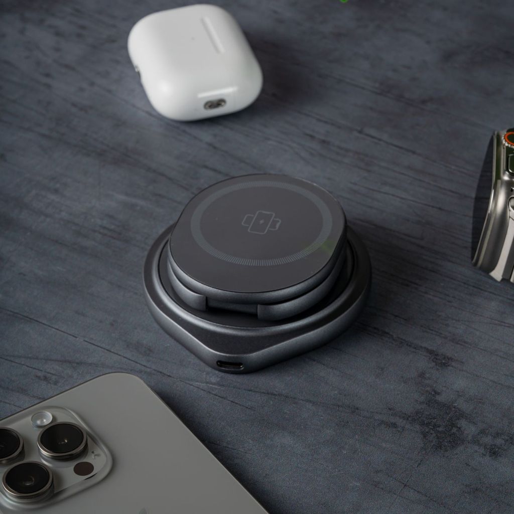 Wireless Charging Station with Foldable Stand